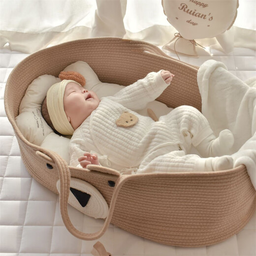 
Sweet Miaomiao baby carry basket portable safe sleeping basket baby carry basket newborn discharge basket foldable mobile sleeping basket khaki bear baby basket [without mat] 0-6 months available 70*40*25 cm/load bearing 25 cm Jin [Jin equals 0.5 kg]