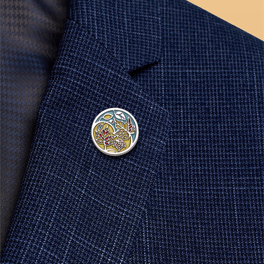 OEIN2025 new brooch badge collar buckle neck corner button men's suit metal badge chest button K124 gold brooch-lucky leaves