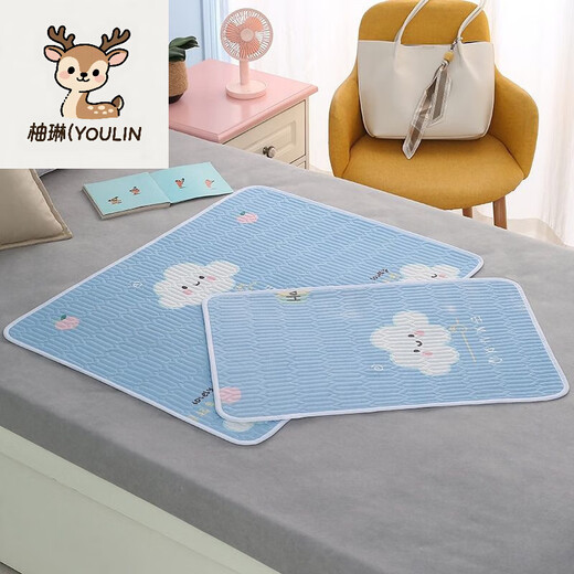 Yulin (YOULIN) Newborn baby urine separator waterproof and washable breathable baby summer cool silk mattress urine separator large size mattress Astronaut [Class A cool silk] (one pack) 50x70 cm [washable]