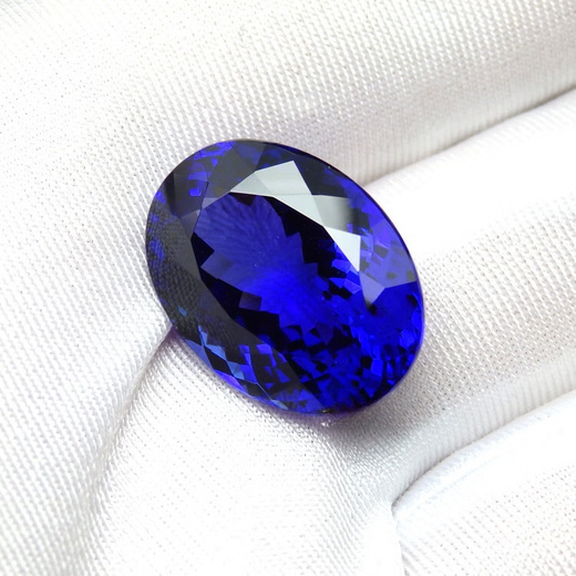 YIBIY Royal Sapphire Collection Tanzanite Bare Stone Can be Inlaid with Lucky Stone Imported Natural Gemstone Raw Stone Pink Fusion Colorful Oval (4X6mm)
