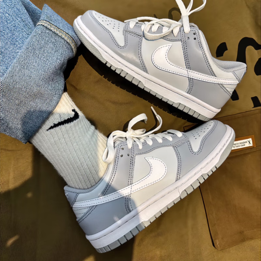 耐克（NIKE）女鞋DUNK低帮潮流休闲百搭防滑耐磨大童青少年运动板鞋 DH9765-001 36.5