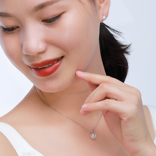 Nanzhu Palace Weiai Hepu Nanzhu 18K gold princess model inlaid with diamonds and seawater pearl pendant necklace akoya 18K yellow 8.5-9mm