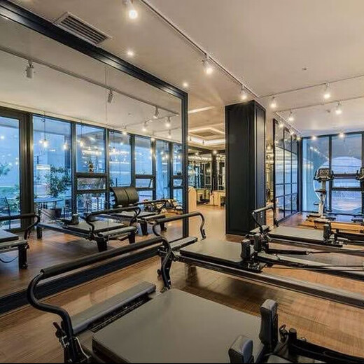 Tiya Pilates 6 small classes with large equipment (contact customer service to receive yoga clothes)