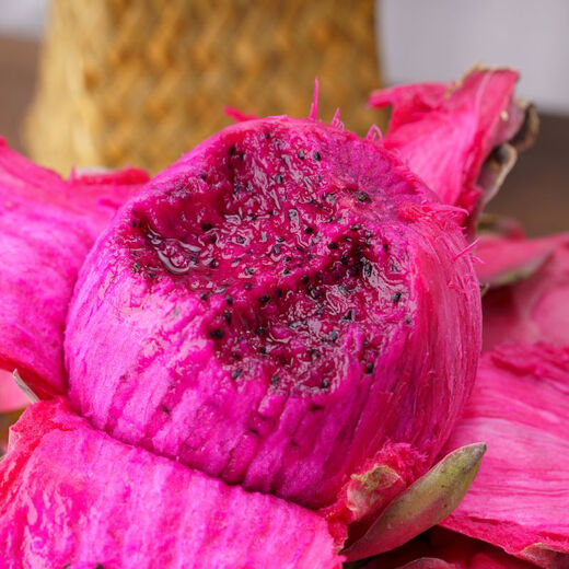 Hainan Red Heart Pitaya Jindu No. 1 Pack Freshly Picked and Freshly Picked, Boxed 2Jin Jin is equal to 0.5kg (single fruit 200g+)