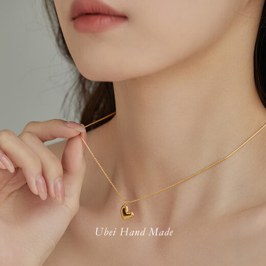 Chi Li Youbei's hand-made girl's love pendant necklace is a light luxury niche 18k gold-plated clavicle necklace Japanese and Korean style picture necklace