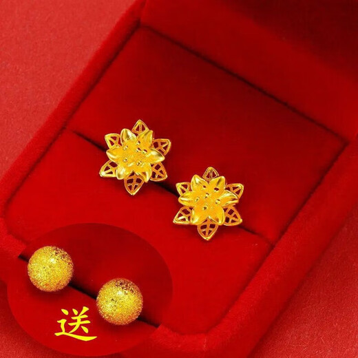 BMOI Old Phoenix 999 pure gold pure gold earrings for youthful appearance, let a hundred flowers blossom and four-leaf clover love earrings for mom. The more the merrier, the more lilies + four-leaf clover earrings Lao Feng 1.56