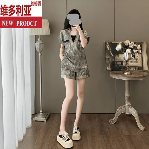 维多利亚的格调女装夏装短袖短裤套装女2025新款显瘦时尚洋气休闲运动两件套 卡其色 S 【建议85-100斤】