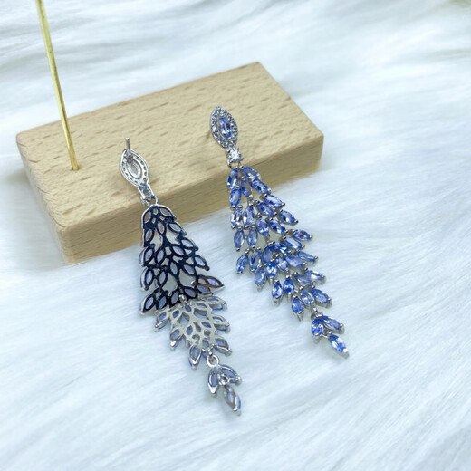 Yixiang Tanzanite Banquet S925 Silver Luxurious Gemstone Tanzanite Earrings Temperament European and American Evening Makeup Earrings Tanzanite Banquet S925 Silver Luxury