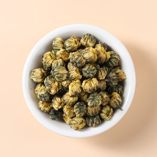Die Auswirkungen und Auswirkungen des Dreiblumen-Tees, der fetalen Chrysanthemenrose, der Panax Notoginseng Blume, der authentischen chinesischen Kräutermedizin, des gebrauchten Tees und des gekochten Wasser