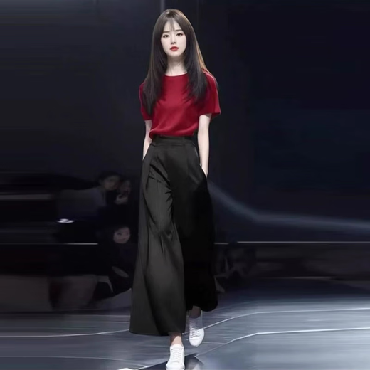 忻依美时尚套装女两件套2025夏季新款洋气显瘦冰丝短袖高腰阔腿裤套装 蓝色上衣+黑色裤子【套装】 L 【110-120斤】