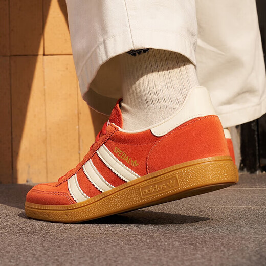 阿迪达斯（adidas）德训鞋男鞋女鞋2025夏季新款情侣运动鞋时尚潮流低帮透气休闲板 IG6191/砖红色 35.5