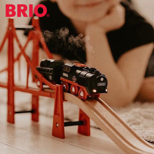 Brio Train Track Sweden Classic Steam Sound Sound à grande vitesse Train Train Children's Remote Control Train 33766 Railway Large Set + 33884 Steam Train Standard Configuration