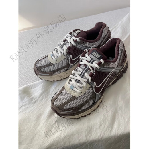 耐克（NIKE）运动鞋女ZOOM VOMERO 5太妃糖 FD9920-022 FD9920-022 35.5