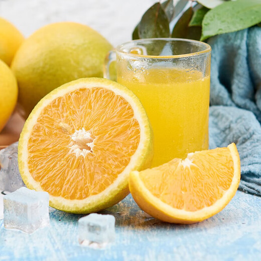 Naranjas de verano Zigui en una caja 1 Jin Jin equivale a 0,5 kg, frutas pequeñas de 55-60 mm envasadas Naranjas de verano Zigui en una caja 1 Jin Jin equivale a 0,5 kg de frutas pequeñas de 55-60 mm