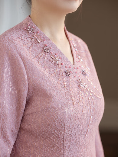 Qinchi Cheongsam Neues High-End-Schwiegermutter Brautkleid Herbst-Schwiegermutter Kleid 25 neue Schwiegermutter Hochzeitskleid erhältlich Pink 9857 l Single-Größe