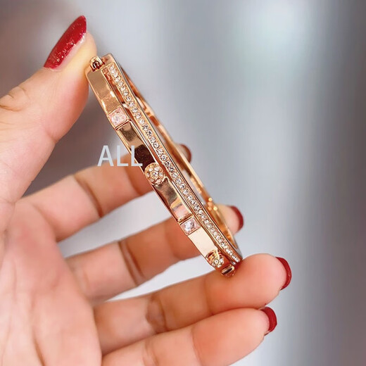 QUAMER Austrian simple modern charm bracelet fashionable crystal bracelet bracelet autumn and winter birthday gift 555 fashionable bracelet bracelet medium size 555746