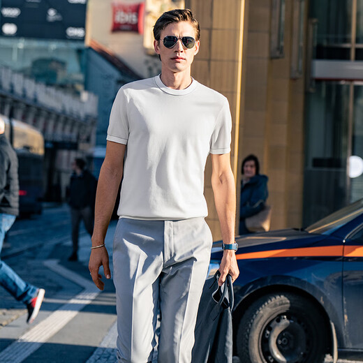 
Mr. Cloth T-shirt contrasting color round neck knitted T-shirt 2025 spring and summer new skin-friendly cool men's short-sleeved ET15099 Haoyuebai S __165