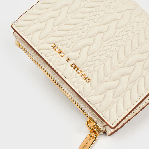 Charles/Keith Fashion Twist Patter