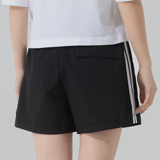 阿迪达斯 （adidas）女装运动套装 三叶草时尚休闲服短袖T恤衫宽松透气休闲短裤两件套 IR9533+JE1309 S