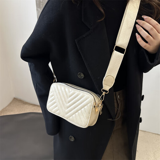 Frauen Mode vielseitig ein Schulter-Cross-Body-Tasche High-End-Nischendesign Diamant gesticktes Faden kleiner quadratischer Baohao 6215 Beige White