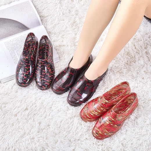 
Low-top rain shoes for women cow tendon sole anti-slip waterproof rubber shoes overshoes thickened wear-resistant kitchen work Yuanbao water shoes short cylinder 2388 cherry 39