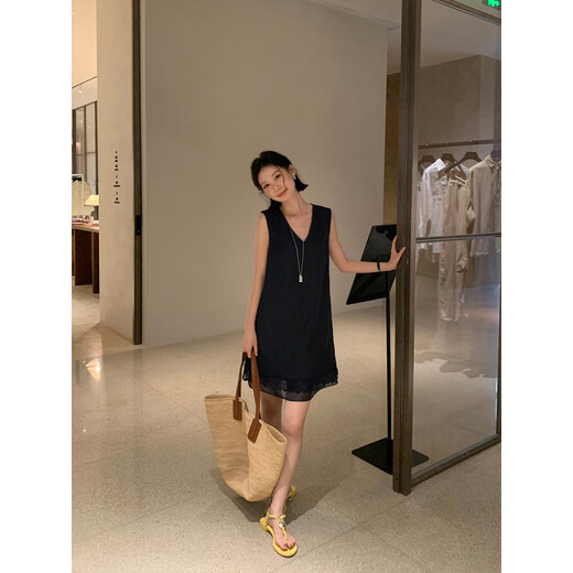 Dentro y fuera de 2025 Summer Corea con cuello en V de encaje de cuello en V empalmado vestido sin mangas para mujeres 15052 White L