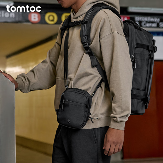 TomToc Crossbody Bag portátil de viaje portátil Mochila informal y liviana Bag de teléfono móvil Bag antirrobo Bag-On Bag T37 Negro 1.3L Viaje ligero