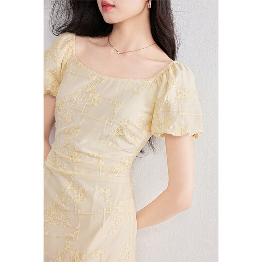 Shangdubila Palace Stickerei Spleißen gefälschter zweiteiliger Quadratkragenkleid für die Sommerlaterne-Ärmel unregelmäßiger Tee Rock Faltener langer Rock