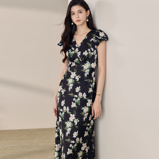 ROEYSHOUSE roe style V-neck waist-hugging dress for women 2025 summer elegant satin mid-length skirt 12171 color M