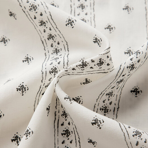 Late White New Product 2025 Autumn Temperament Printed Shirt Skin Friendly Elastic Casual Lapel Shirt Women Color M