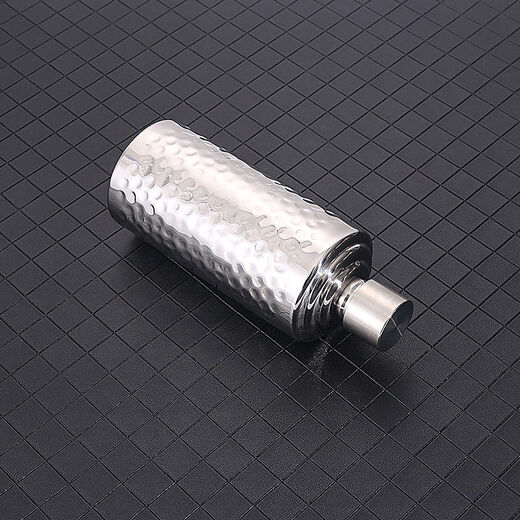 Qinkai's new 304 stainless steel wine bottle, thickened all-steel liquor bottle, outdoor portable bottle 1 Jin Jin equals 0.5 kg 2 Jin Jin equals 0.5 kg Wine set 1 Jin Jin equals 0.5 kg 304 sanded ordinary Maotai bottle None