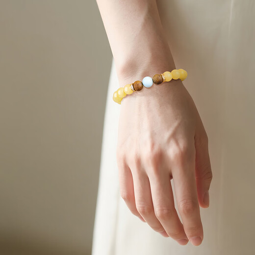 Yueyin Baichuan Beeswax Bracelet Chicken Fat Yellow Beeswax with Agarwood Green Pine Wenwan Buddhist Beads Multi-treasure Bracelet About 8mm