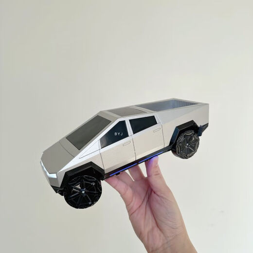 New Cyber ​​Pickup truck remote control car children's toy drift and fall resistance boy gift Cyber ​​Pickup truck