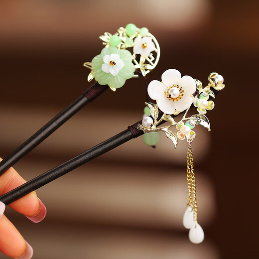 National style flower tassel hairpin Chinese style antique imitation ebony hairpin classical cheongsam Hanfu updo hairpin headdress style 2