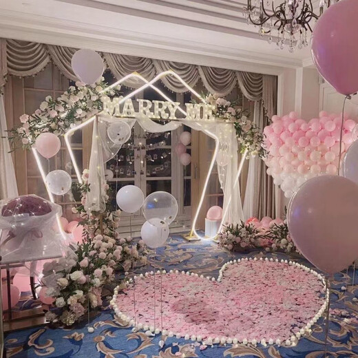 Huaiyin simulated rose petals for wedding hand scattering, wedding room, KTV bar, confession and proposal, Valentine's Day decoration, rose red, 50 pieces, compressed