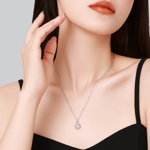 Chao Acer Star and Moon Unicorn Platinum Pendant Women's Platinum Pendant Neck Ornament Birthday Gift Priced Labor Cost 210 Yuan C Single Pendant 1.8g