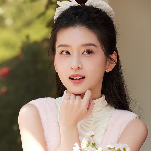 Saturday Fortune S925 Silver Earrings Women's Knot Four-Leaf Clover Earrings Birthday Gift J0913994 Pair