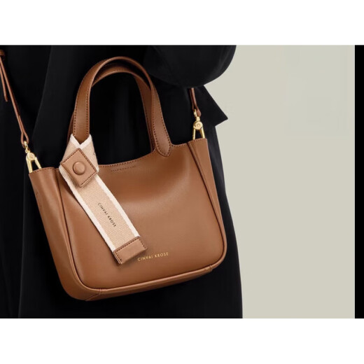 Cinvaikrose Day's Day Gift Small C/K Bag Women's Women's 2025 Новая сумка для кроссбука с одной плечой ковша коричневая сумка коричневая