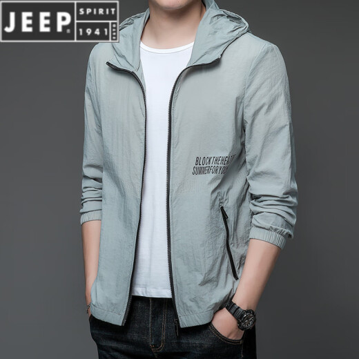 Jeep Spirit Sonnenschutzkleidung für Männer Frühling und Sommer atmungsaktiv und dünne Haut im Freien Sonnenschutzkleidung mit Kapuze -Jacke Trend HN9928 Mist Blue M 170 (Gewicht 120 Jin [Jin gleich 0,5 kg] oder weniger)