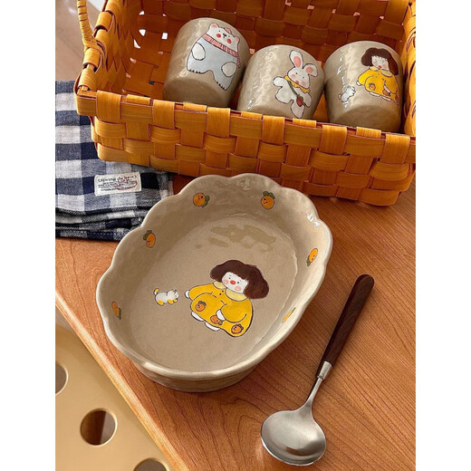 Dog bowl, cat bowl, ceramic cartoon, cute dog food bowl, rice bowl, snacks, water bowl, large capacity, anti-black chin, not easy to knock over, bear, cup not included, M size 21.5*15.5*5cm