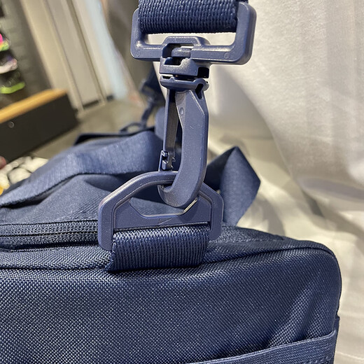 耐克（NIKE）新款健身包单肩斜挎包运动旅行手拎桶包男女BA6169-410 BA6169-410 47x22x24CM心灵蓝