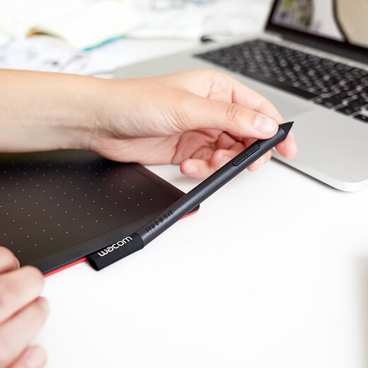 Wacom tablet pressure-sensitive pen CTL672/472/6100/690 Intuos pth660/651/650 capacitive pen DTC133 free pen holder 0x0cm