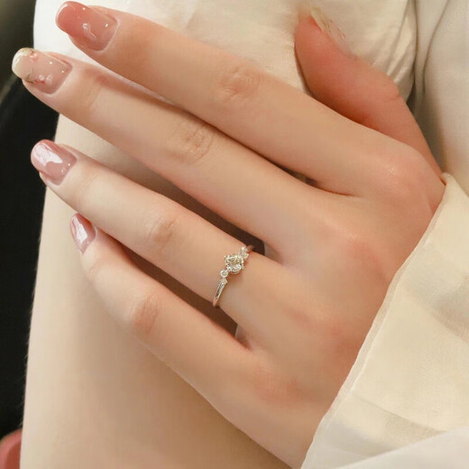 Pt950 Platinum Little Galaxy Stars Diamond Ring Moissanite Ring Women's Niche High-end Proposal Gift for Girlfriend Little Galaxy Stars 50 Points - Light Luxury Style Default Open Style (Size Can Be Adjusted)