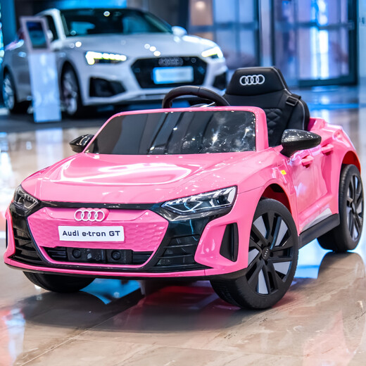 Das von Youka Audi autorisierte Kinder-Elektroauto mit Allrad-Fernbedienung kann auf dem Allrad-Fernbedienungsauto des Babys sitzen. Luxuriös rot lackiert + weiche Räder + Ledersitz mit Allradantrieb + Doppelfernbedienung + Bluetooth-Musik und -Beleuchtung. Standard-Lithiumbatterie mit 18000 mA Aluminiumgehäuse