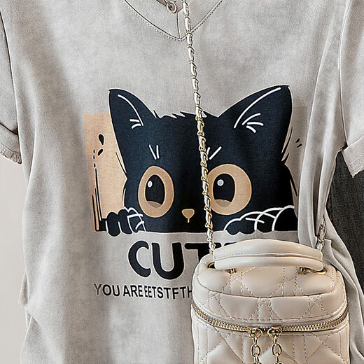 
Cypress V-neck T-shirt 2025 summer new women's fashion cartoon pattern printed design short-sleeved top