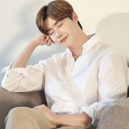 Kein Yinji Notitle Lee Jong-soo Star Personalisierte V-Ausschnitt handgefertigtes Langarmhemd Frühling Trendy Männer loser Designer Einfacher schwarzer C698 L