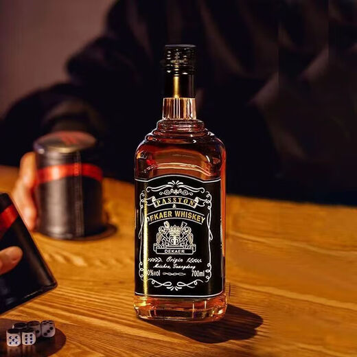 派斯顿（PASSTON）迪卡威士忌40度700ml单瓶苏格兰洋酒烈酒酒吧调酒