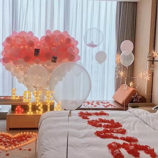 Huaiyin simulated rose petals for wedding hand scattering, wedding room, KTV bar, confession and proposal, Valentine's Day decoration, rose red, 50 pieces, compressed