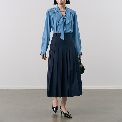 Yanyu silk blue shirt women's tops 2025 autumn mulberry silk versatile V-neck long-sleeved shirt blue M