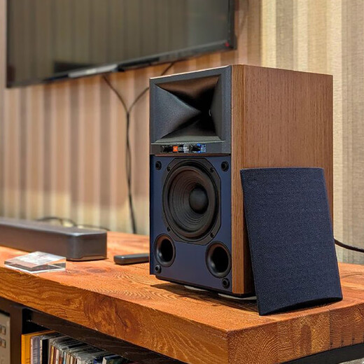 
JBL 4305P walnut brown HIFI audio player 2.0 fever-grade active desktop speaker built-in power amplifier computer digital TV monitor bookcase